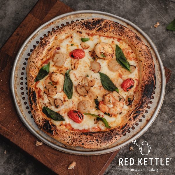 Scallop N Prawn Pizza